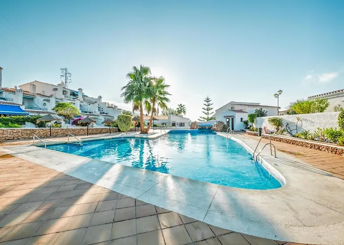 Capistrano Village - 2 Pool Areas Nerja